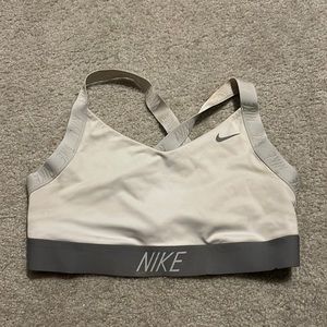 nike sports bra